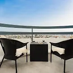 Apartment Vista Bonita With Views On The Ocean And The Hills *