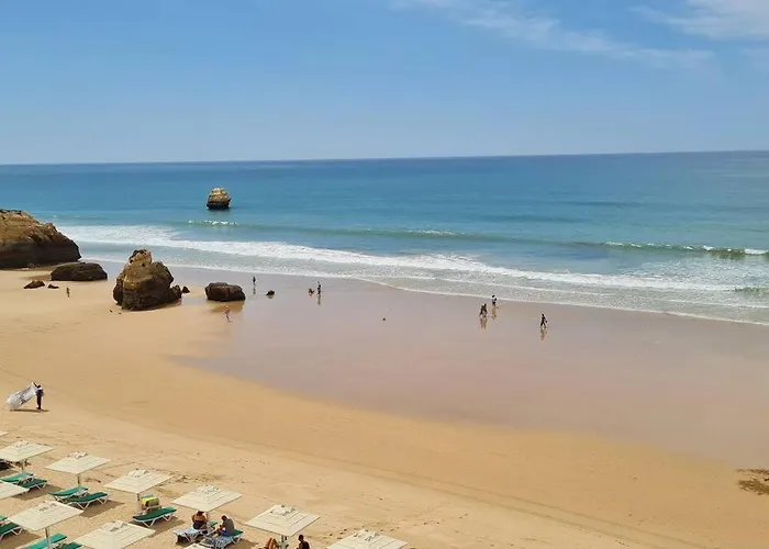 Vista Bonita With Views On The Ocean And The Hills Portimão