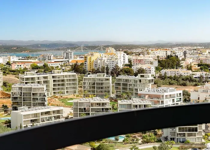 Vista Bonita With Views On The Ocean And The Hills